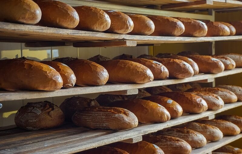 bread production using dough divider and rounder system