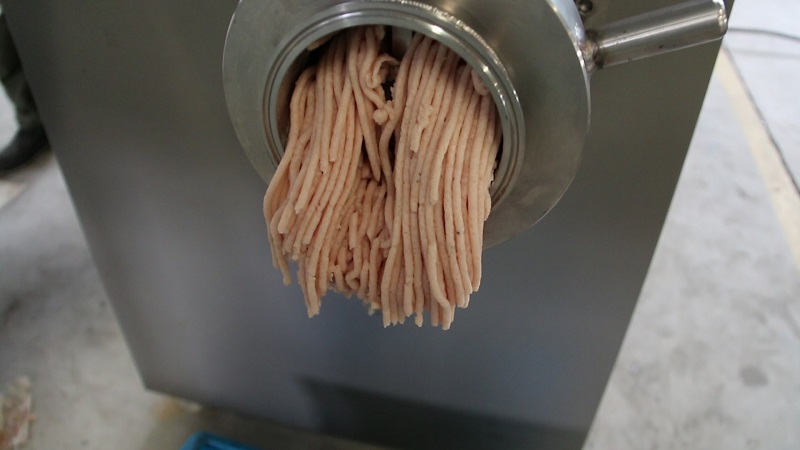 uniform ground meat output